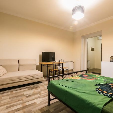 New Life Apartments Tbilisi ภายนอก รูปภาพ