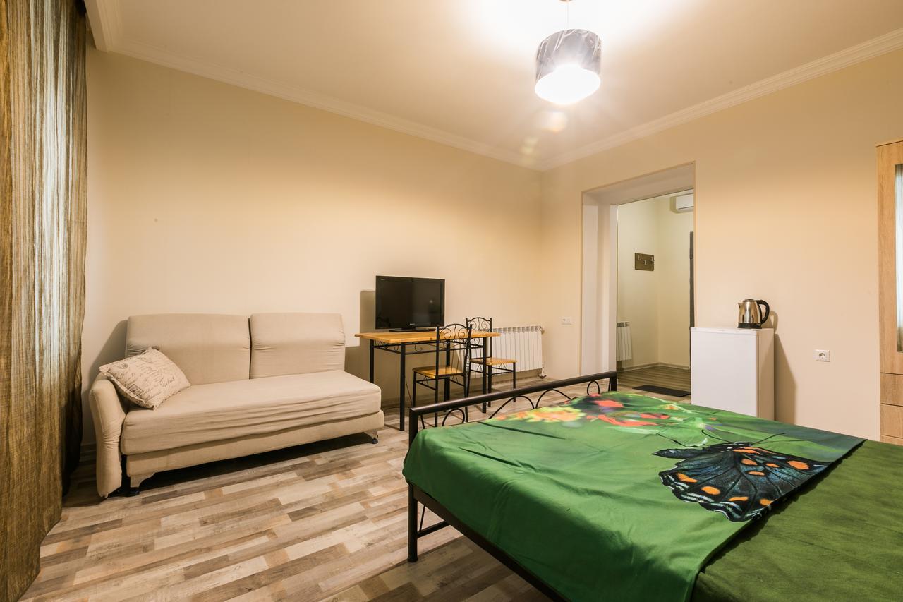 New Life Apartments Tbilisi ภายนอก รูปภาพ