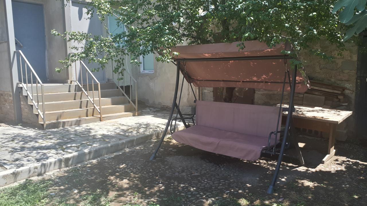 New Life Apartments Tbilisi ภายนอก รูปภาพ